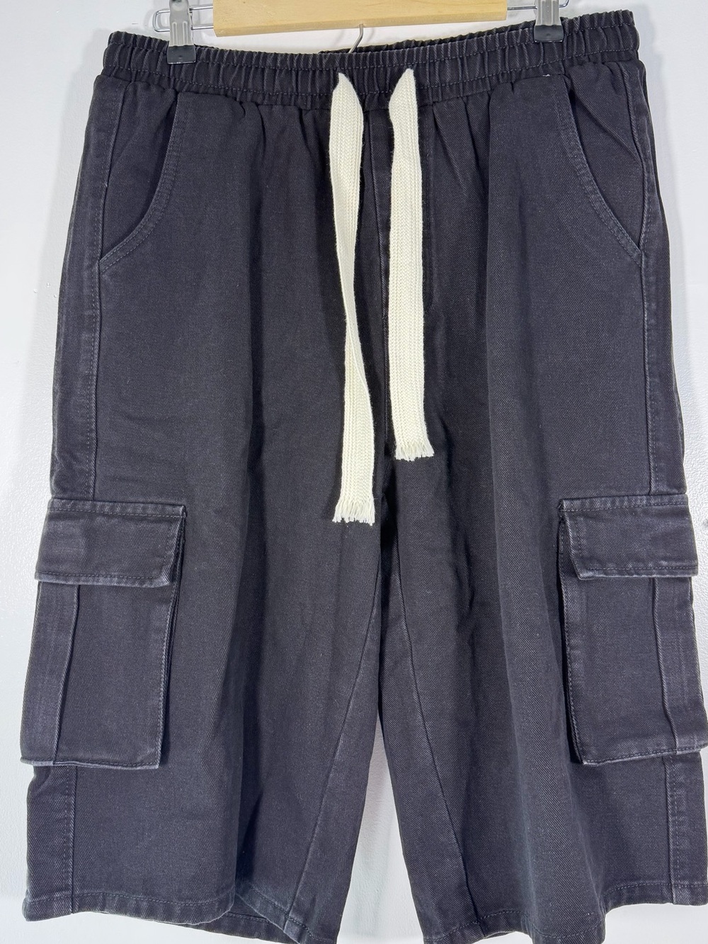 Relaxed Black Cargo Drawstring Shorts for Men